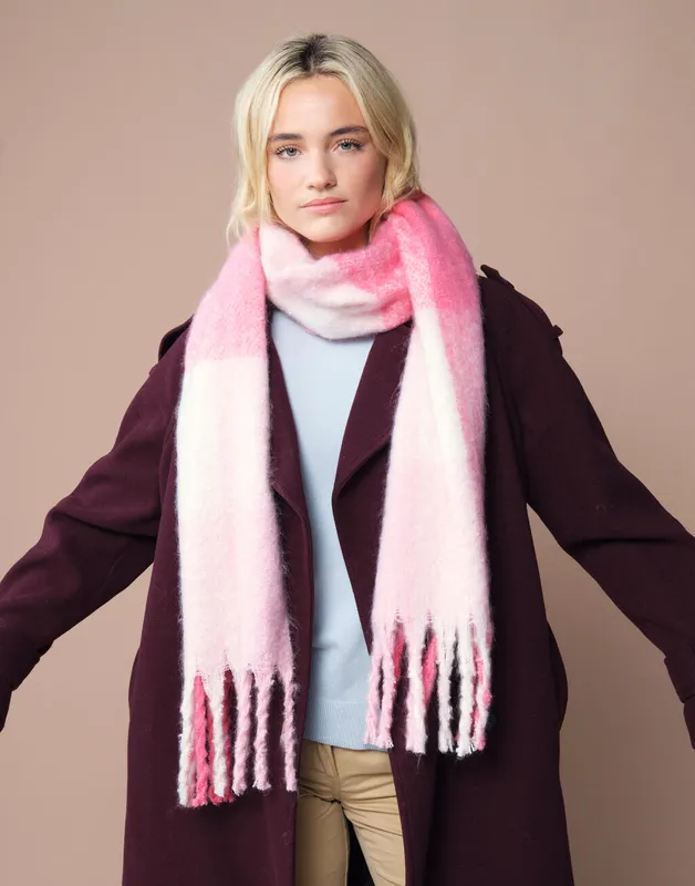 Fluffy Check Scarf